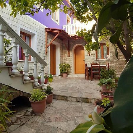 Guesthouse Hlias Gloria Μπεράτ Εξωτερικό φωτογραφία