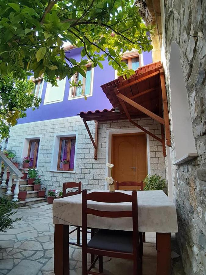 Guesthouse Hlias Gloria Μπεράτ Εξωτερικό φωτογραφία