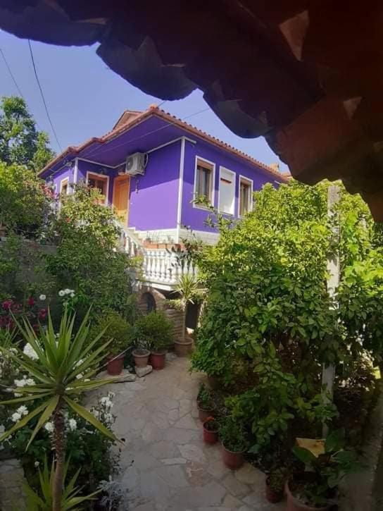 Guesthouse Hlias Gloria Μπεράτ Εξωτερικό φωτογραφία
