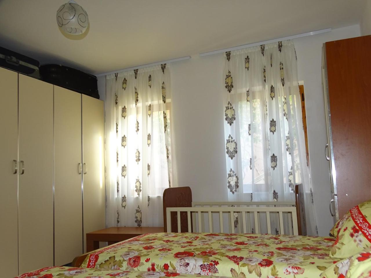 Guesthouse Hlias Gloria Μπεράτ Εξωτερικό φωτογραφία