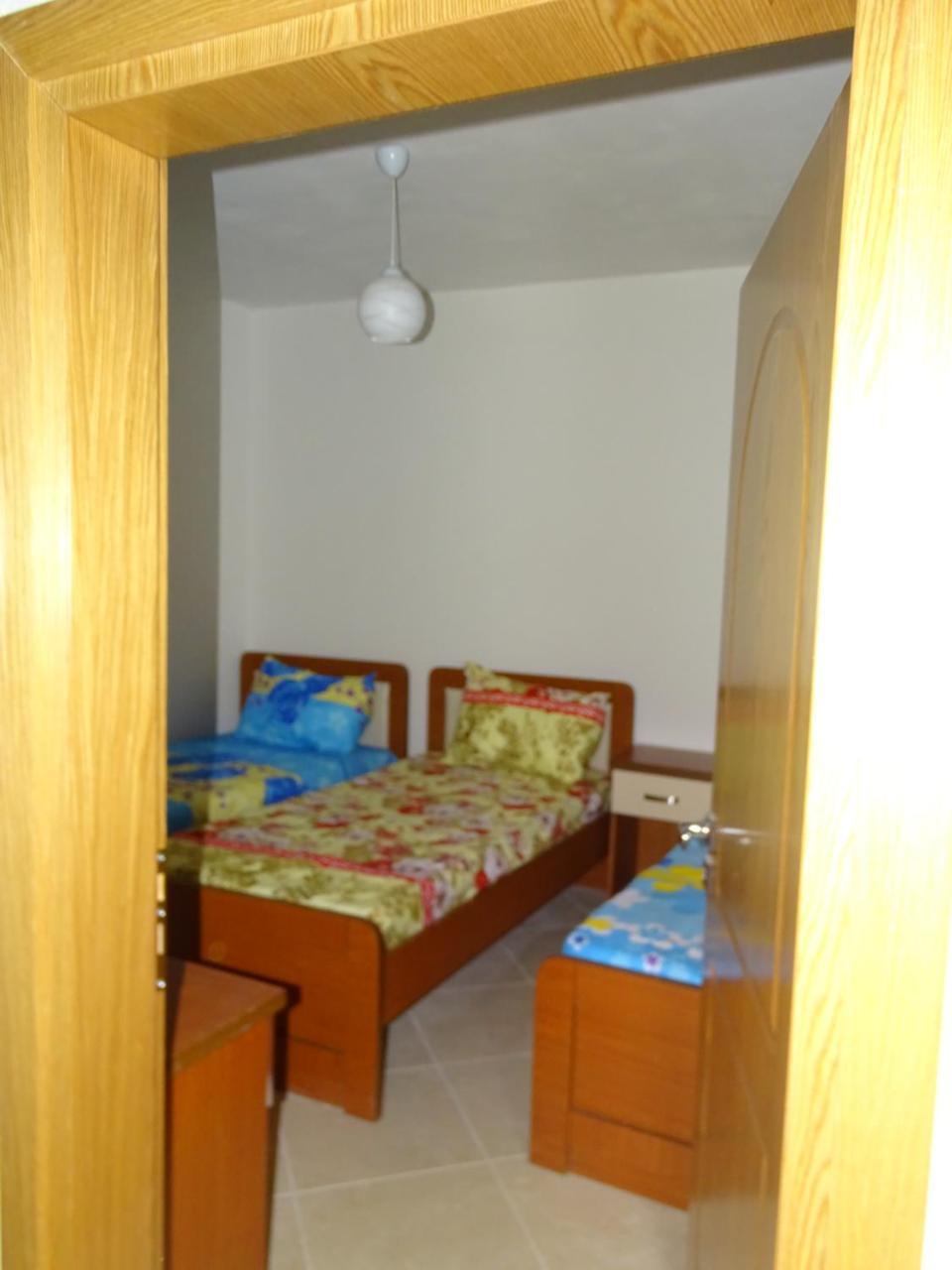 Guesthouse Hlias Gloria Μπεράτ Εξωτερικό φωτογραφία